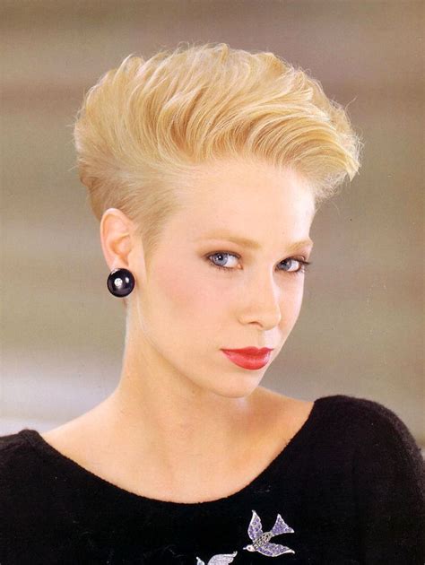 pixie cut female 80s short hair